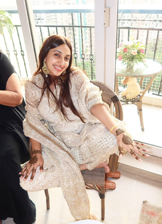 Alia_20Bhatt_20_2814_29.jpg 14