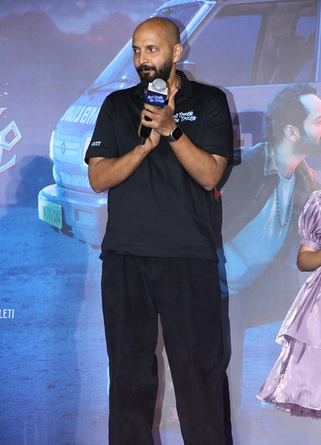 Fahadh_20Faasil_20Dont_20Trouble_20The_20Trouble_20Teaser_20Launch__20_287_29.jpg 7