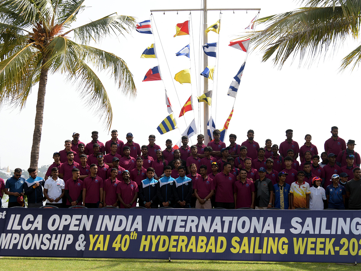 Hyderabad_20Sailing_20Week_202026_20Photos_20In_20Hussain_20Sagar__20_2817_29.jpg 17