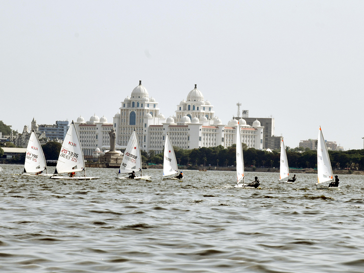 Hyderabad_20Sailing_20Week_202026_20Photos_20In_20Hussain_20Sagar__20_2829_29.jpg 29