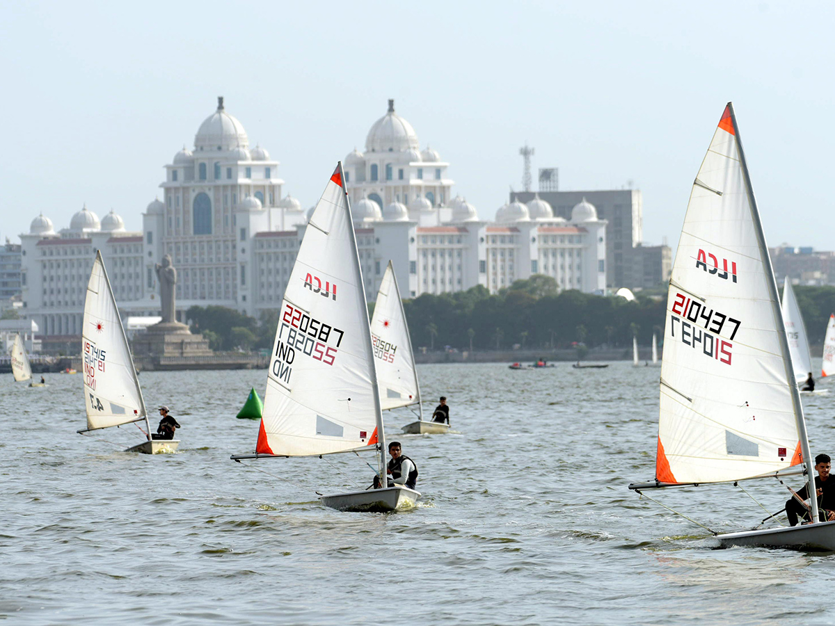Hyderabad_20Sailing_20Week_202026_20Photos_20In_20Hussain_20Sagar__20_287_29.jpg 7
