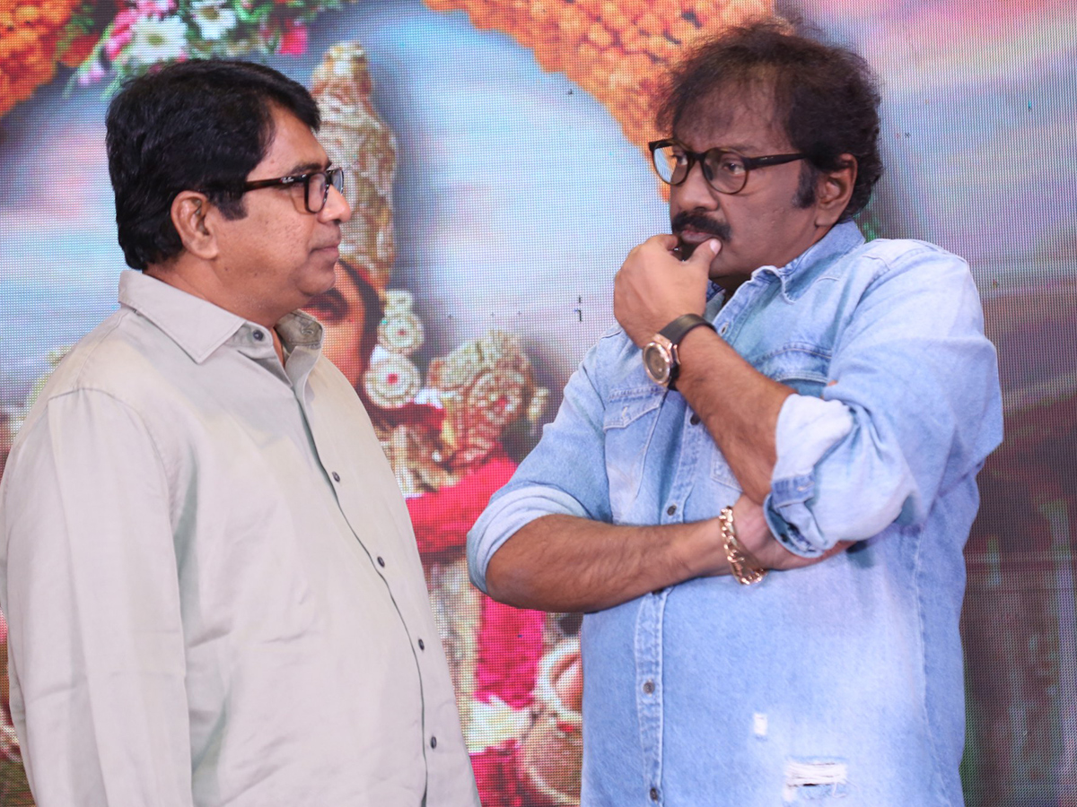 Mister_20Middle_20Class_20Movie_20Pre_20Release_20Event_20Photo_20Gallery__20_2814_29.jpg 14