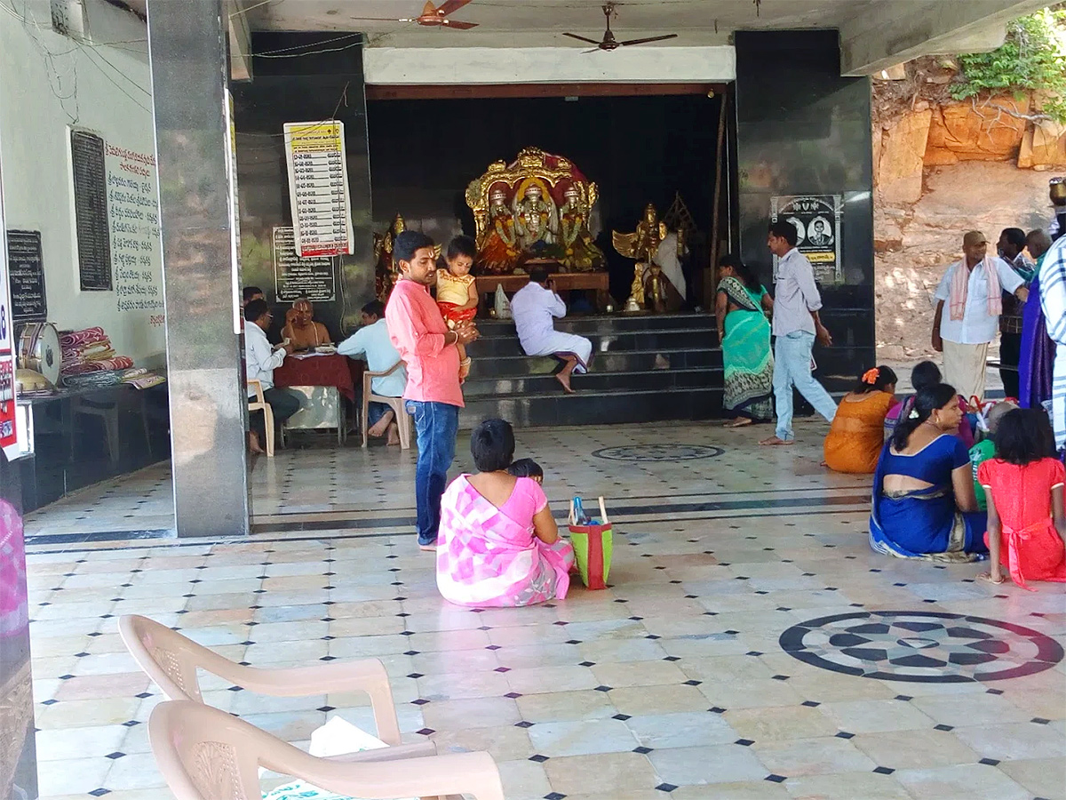Sri_20Nemali_20Gundla_20Ranganayakaswamy_20Temple_20HD_20Photos__20_2810_29.jpg 10