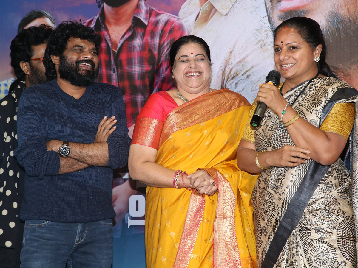 Venkatramaiah_20Gari_20Taluka_20Pre_20Release_20Event_20HD_20Photos__20_289_29.jpg 9