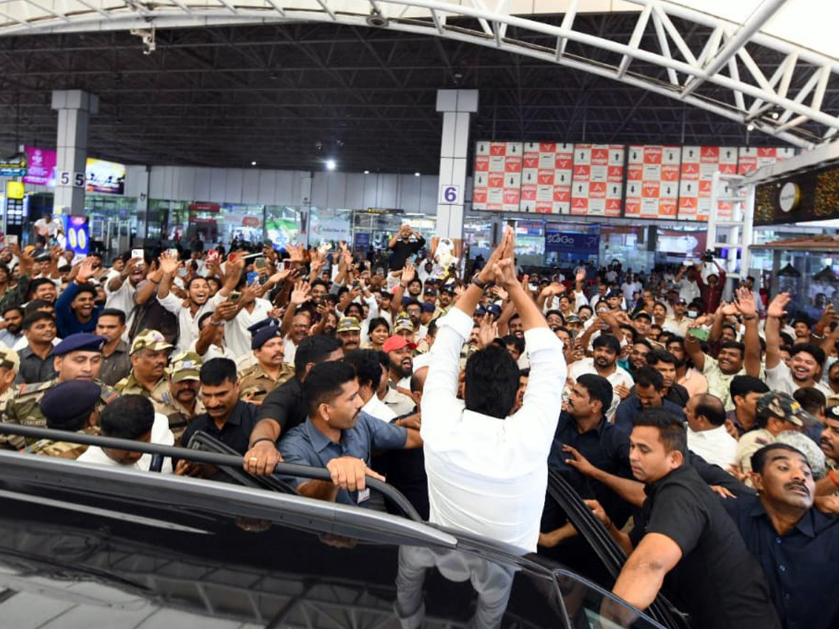 jagan_20anna_20_282_29.jpg 2