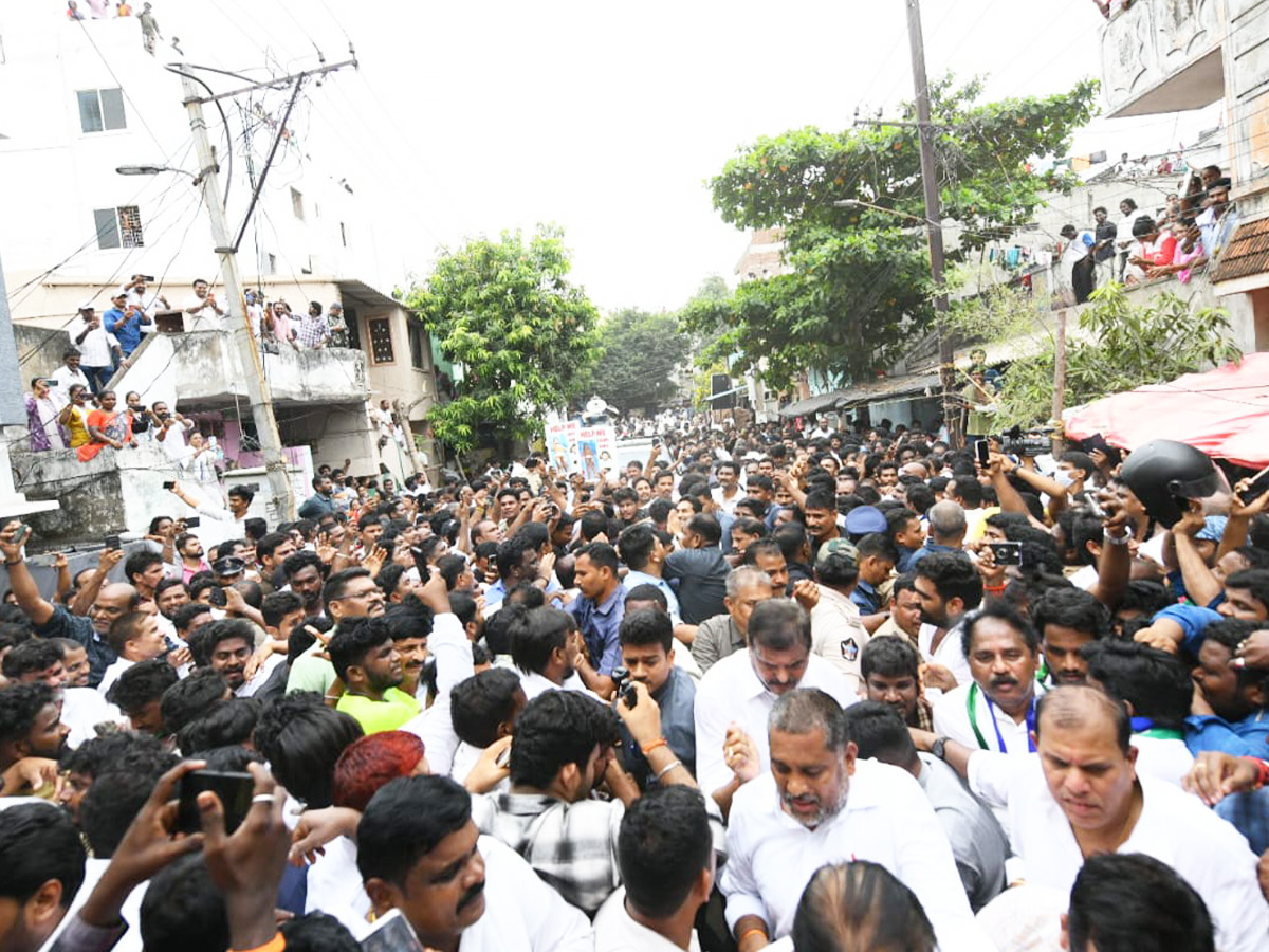 jagan_20anna_20_283_29.jpg 3
