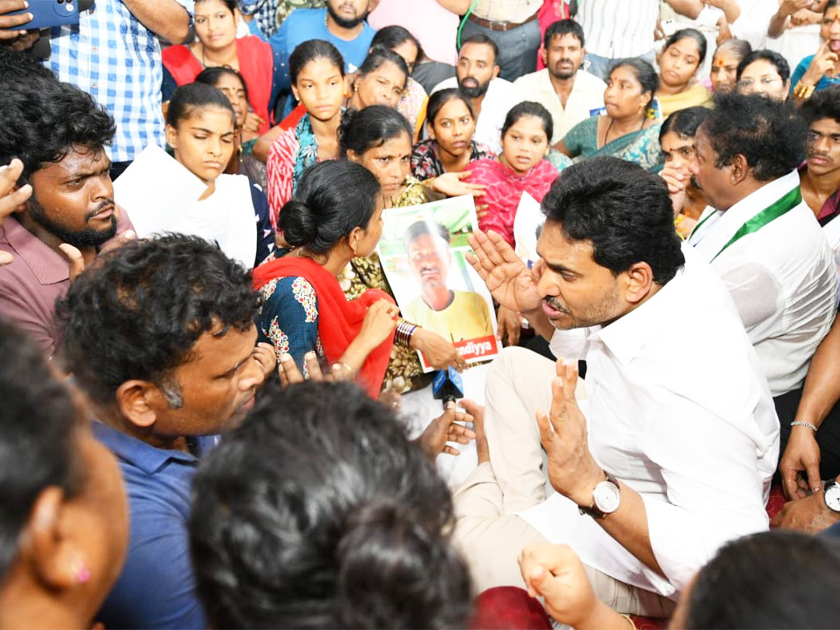 jagan_20anna_20_289_29.jpg 9