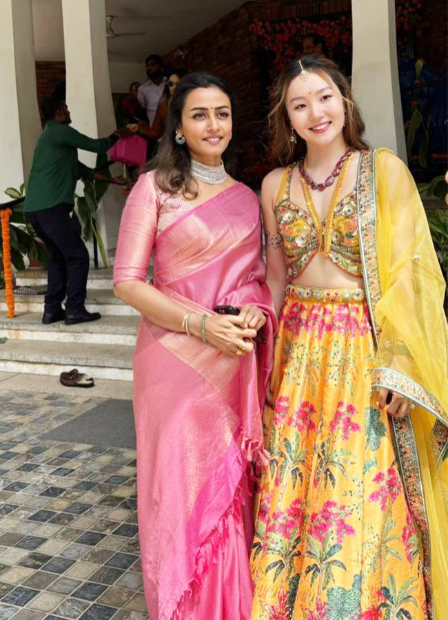 Namrata_20Shirodkar_20_2811_29.jpg 11