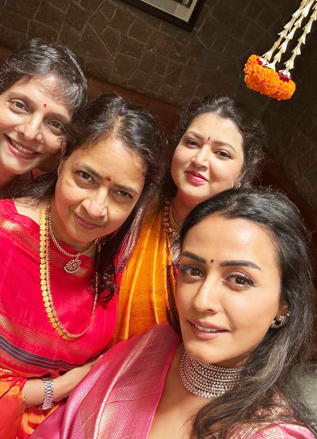 Namrata_20Shirodkar_20_289_29.jpg 9