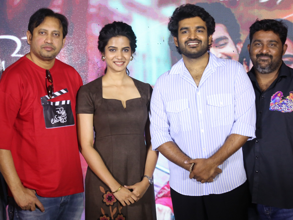 Chennai_20Love_20Story_20Pressmeet_20And_20Kiran_20Abbavaram_20Birthday_20Celebrations_20_2810_29.jpg 10