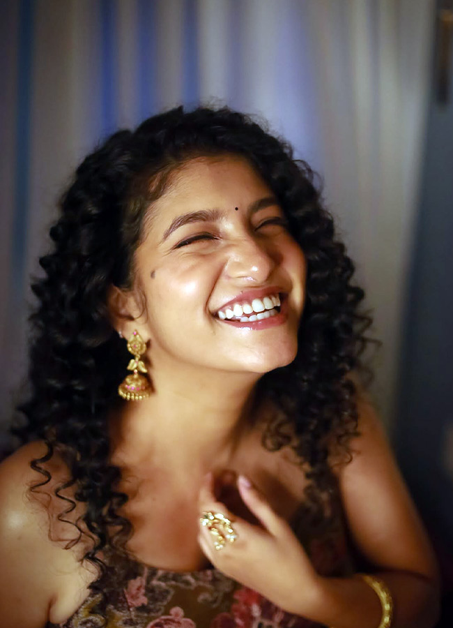 Meetha_20Raghunath_20_287_29.jpg 7