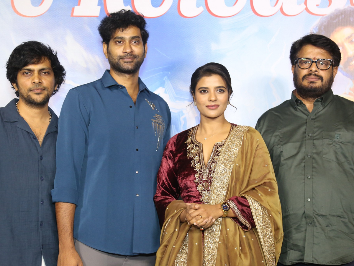Oh_20Sukumari_20Pre_20Release_20Event_20Photos_20_285_29.jpg 5