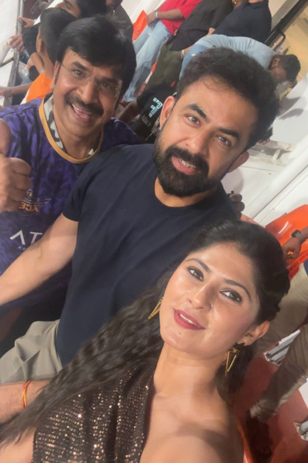 Anchor_20Neha_20Chowdhary_20shares_20TG20_20League_20memories_20Photos_20_285_29.jpg 6