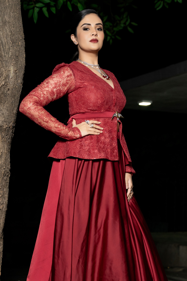 Anchor_20Srimukhi_20Latest_20Stunning_20Photos_20_2813_29.jpg 11