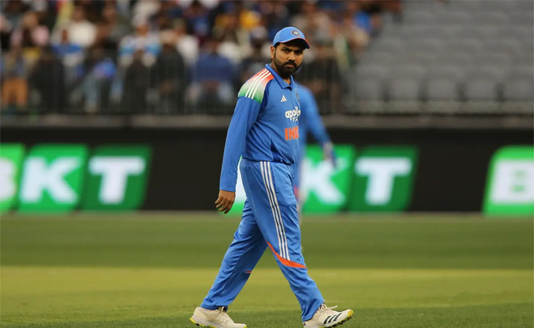 rohit.jpg