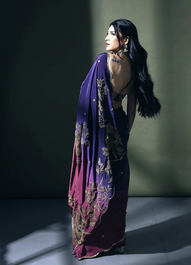 Shruti_20Haasan_20_2811_29.jpg 11