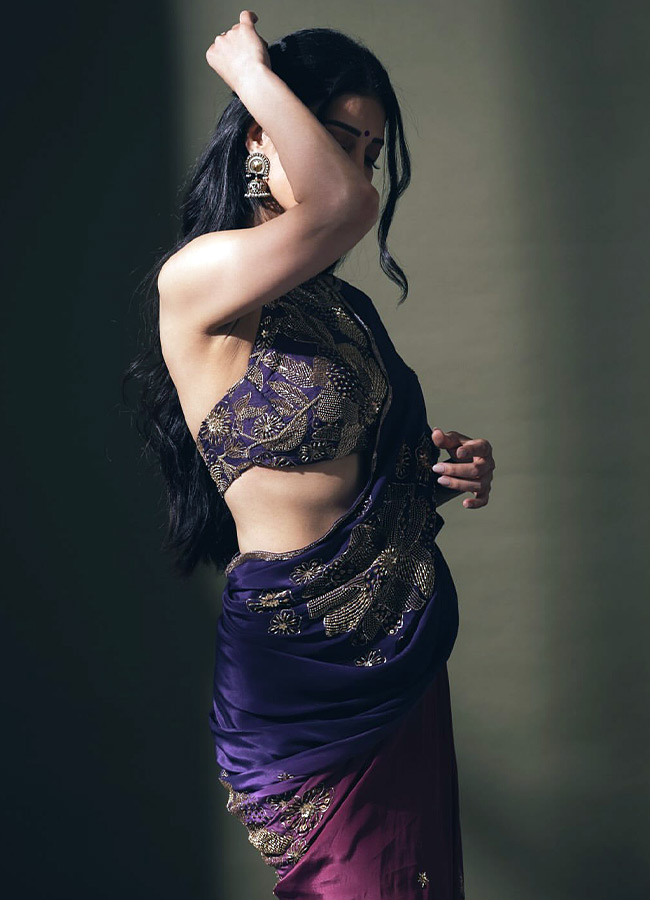 Shruti_20Haasan_20_2812_29.jpg 12