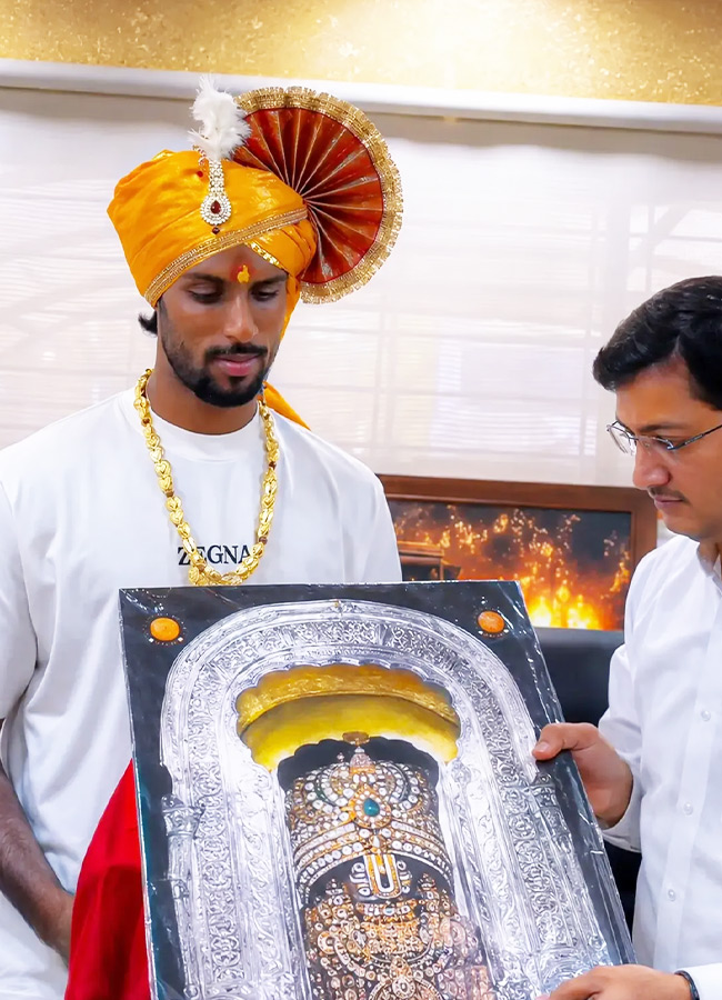 Tilak_20Varma_20_286_29.jpg 6