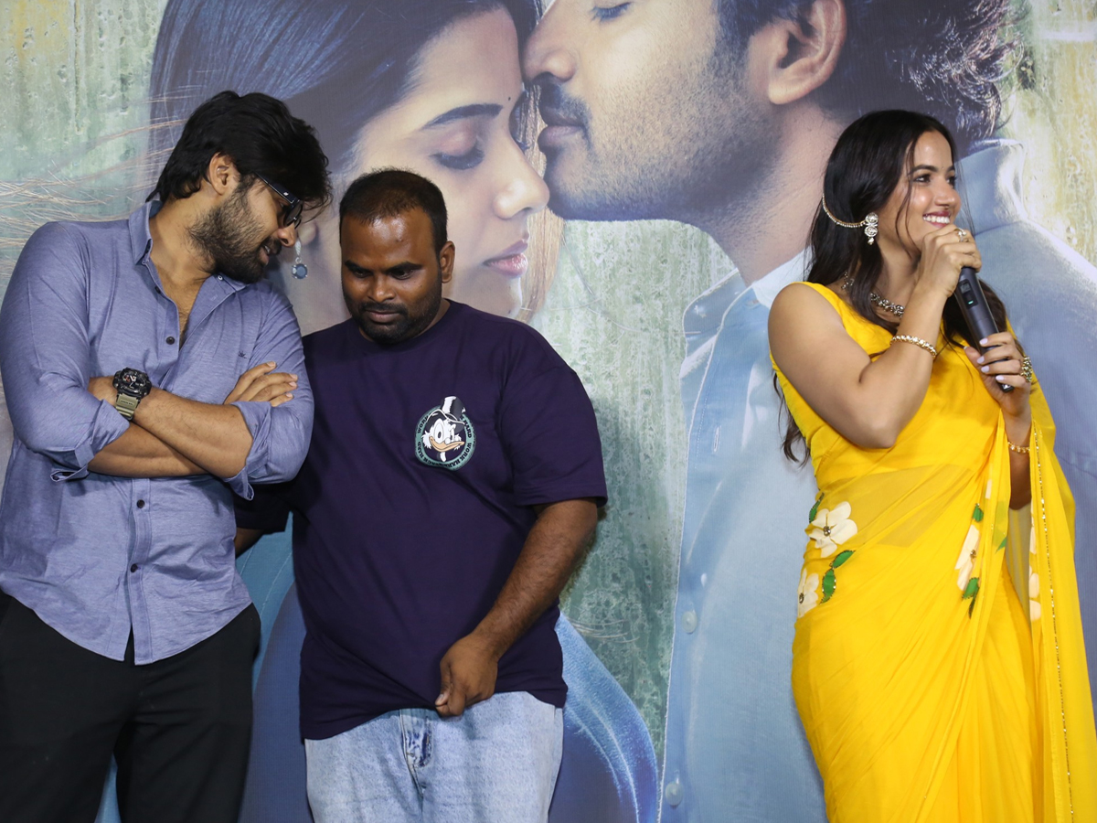 Chennai_20Love_20Story_20Trailer_20Launch_20Event_20Photos_20_282_29.jpg 3