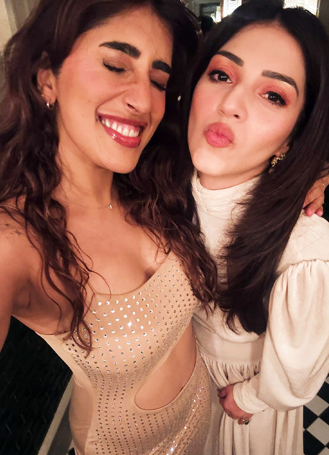 Mehreen_20Pirzada_20_2811_29.jpg 11