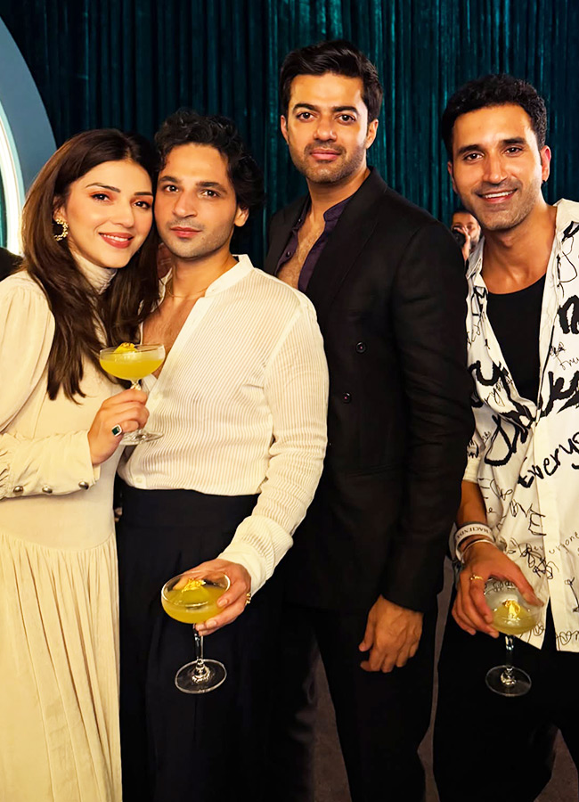 Mehreen_20Pirzada_20_285_29.jpg 5