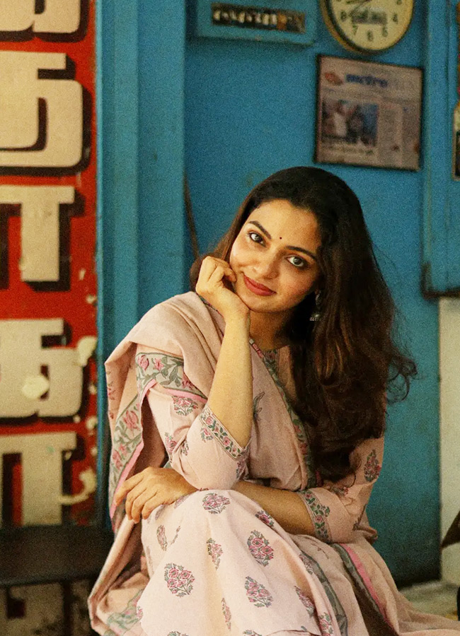 Nikhila_20Vimal_20_2810_29.jpg 10