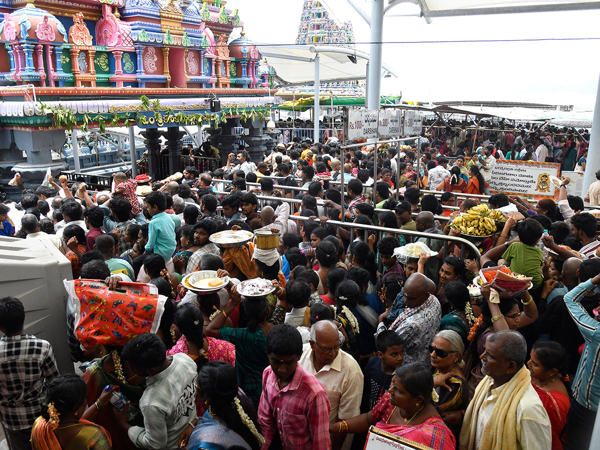 Ashada_20Mahotsav_20Grand_20Celebrations_20At_20Indrakeeladri_20hill_20Vijayawada__20_2812_29.jpg 12