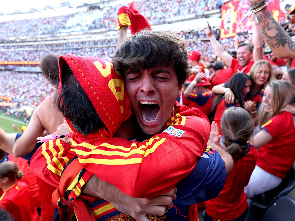 FIFA_20World_20Cup_202026_20Winner_20Spain_20HD_20Photos__20_2815_29.jpg 15