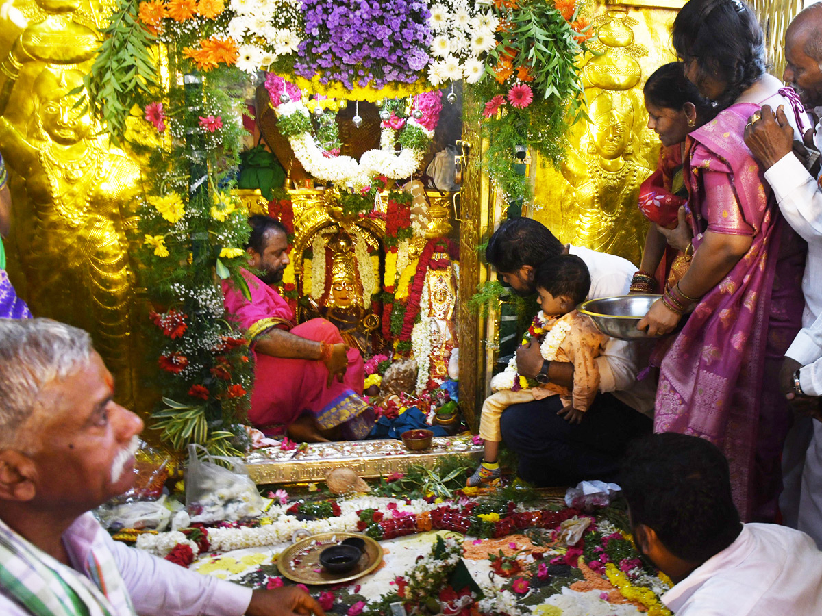 GOLCONDA_20BONALU_20_288_29.jpg 8