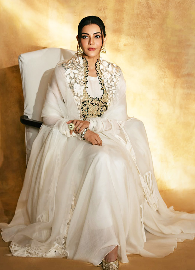 Kajal_20Aggarwal_20_283_29.jpg 3