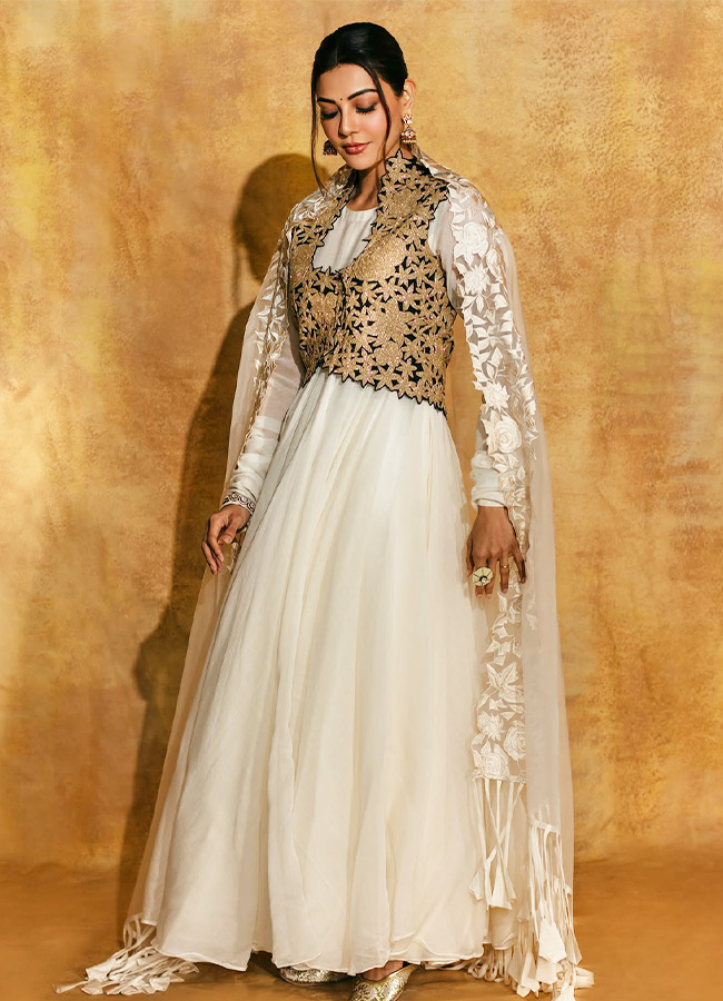 Kajal_20Aggarwal_20_287_29.jpg 7