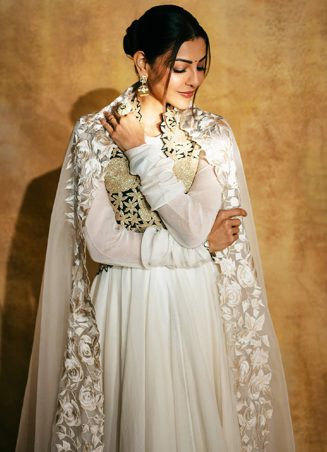 Kajal_20Aggarwal_20_289_29.jpg 9