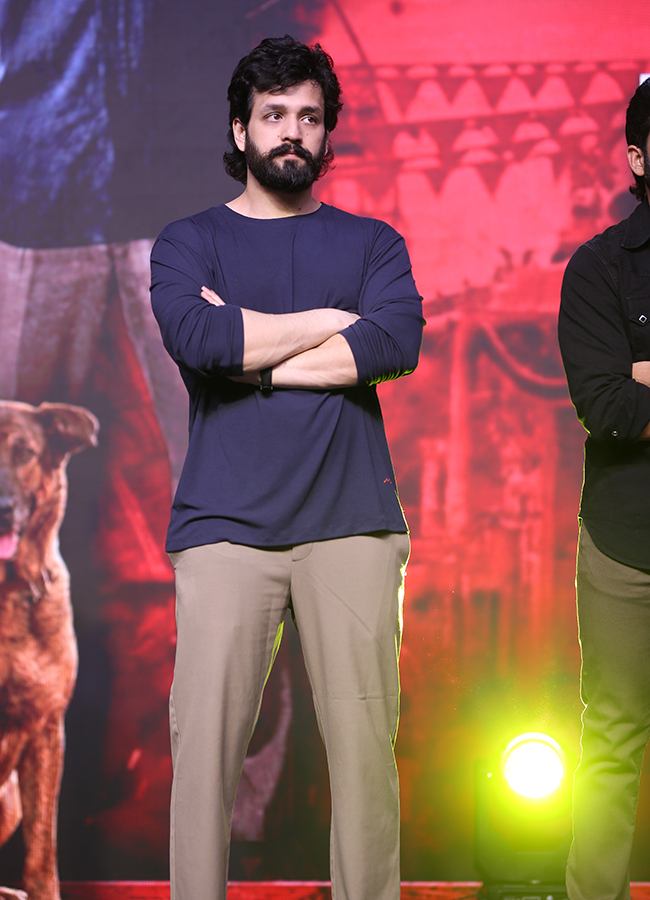Akhil_20Akkineni_20LENIN_20BlockBuster_20Success_20Meet_20Event_20HD_20Photos__20_2812_29.jpg 11