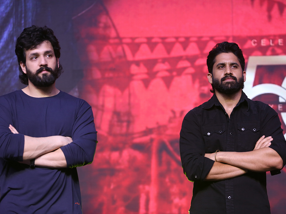 Akhil_20Akkineni_20LENIN_20BlockBuster_20Success_20Meet_20Event_20HD_20Photos__20_2830_29.jpg 24
