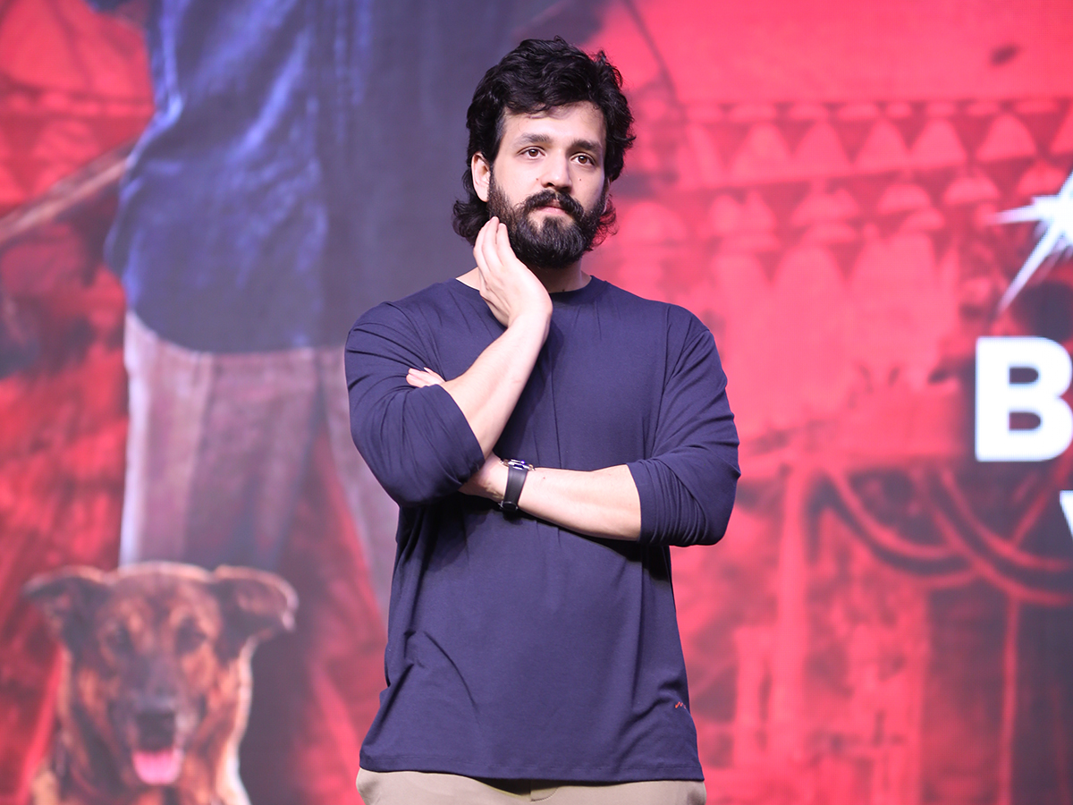 Akhil_20Akkineni_20LENIN_20BlockBuster_20Success_20Meet_20Event_20HD_20Photos__20_289_29.jpg 8