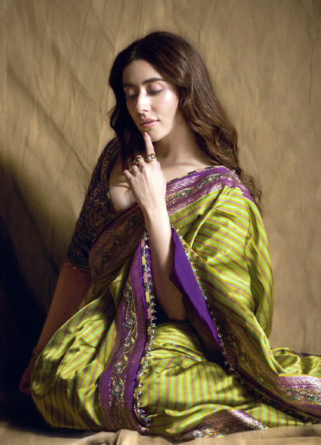 Jonita_20Gandhi_20_283_29.jpg 3