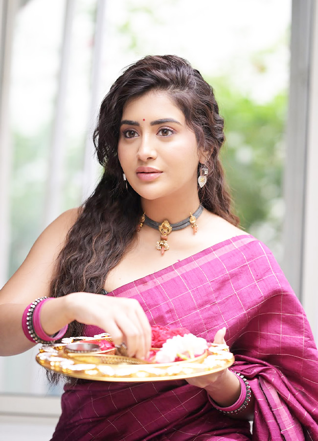 Rashi_20Singh_20_286_29.jpg 6