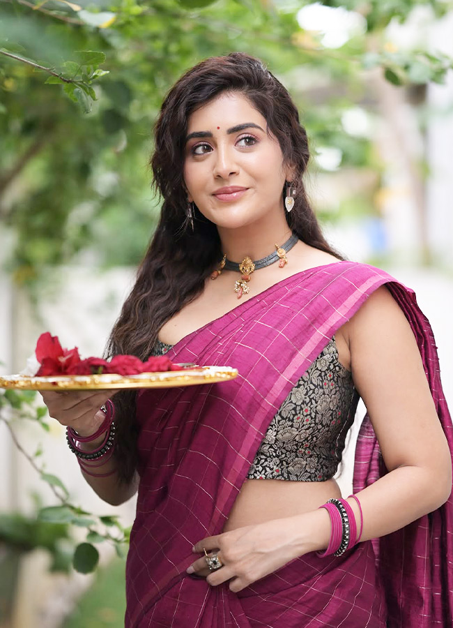 Rashi_20Singh_20_287_29.jpg 7