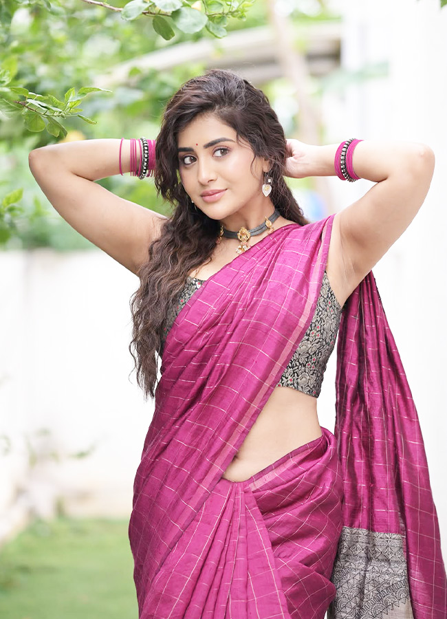 Rashi_20Singh_20_289_29.jpg 9
