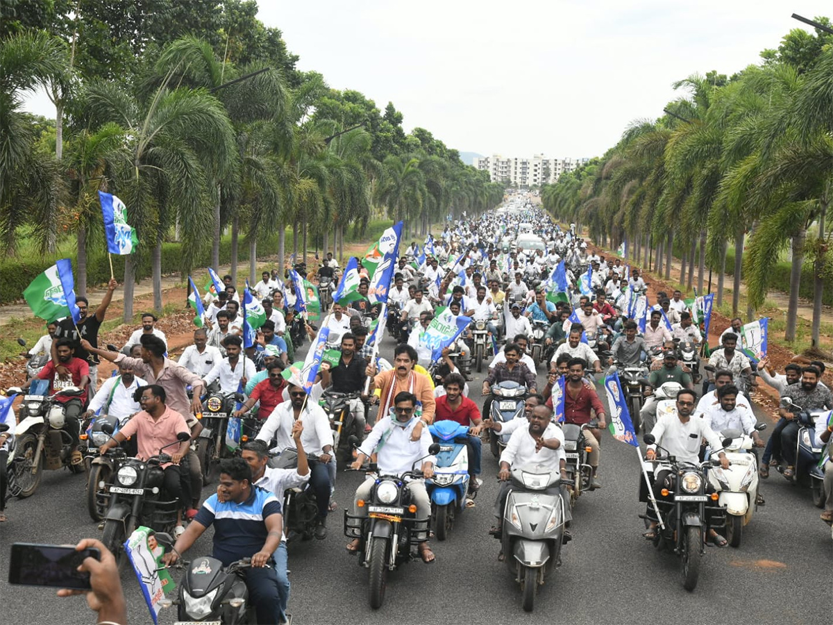 YSRCP_20Chalo_20Panchadarla_20Program_20Photo_20Gallery__20_2810_29.jpg 10