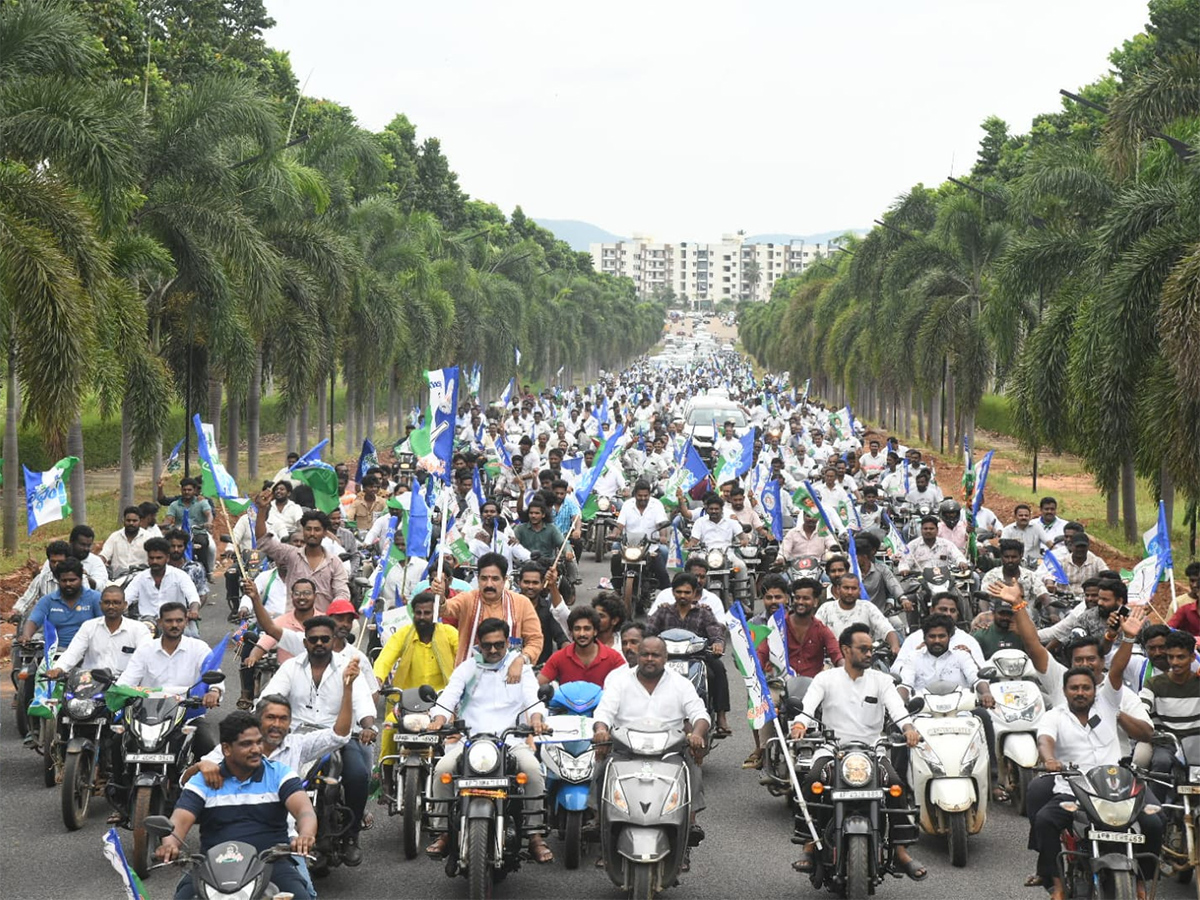 YSRCP_20Chalo_20Panchadarla_20Program_20Photo_20Gallery__20_289_29.jpg 9