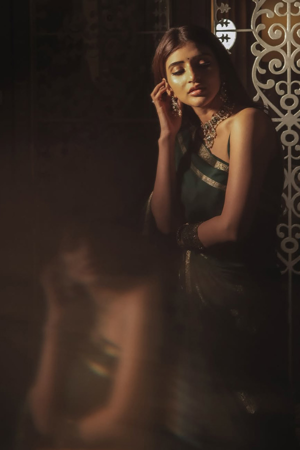 Actress_20sreeleela_20Looks_20Absolutely_20Adorable_20In_20a_20Graceful_20Green_20Saree_20Photos_20_285_29.jpg 6