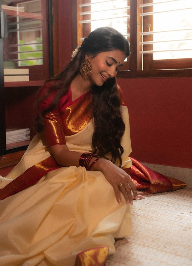 Jana_20Nayagan_20Movie_20_20Actress_20Pooja_20Hegde_20Trending_20Photos__20_2814_29.jpg 14