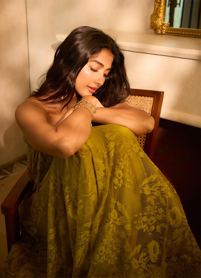 Jana_20Nayagan_20Movie_20_20Actress_20Pooja_20Hegde_20Trending_20Photos__20_289_29.jpg 9