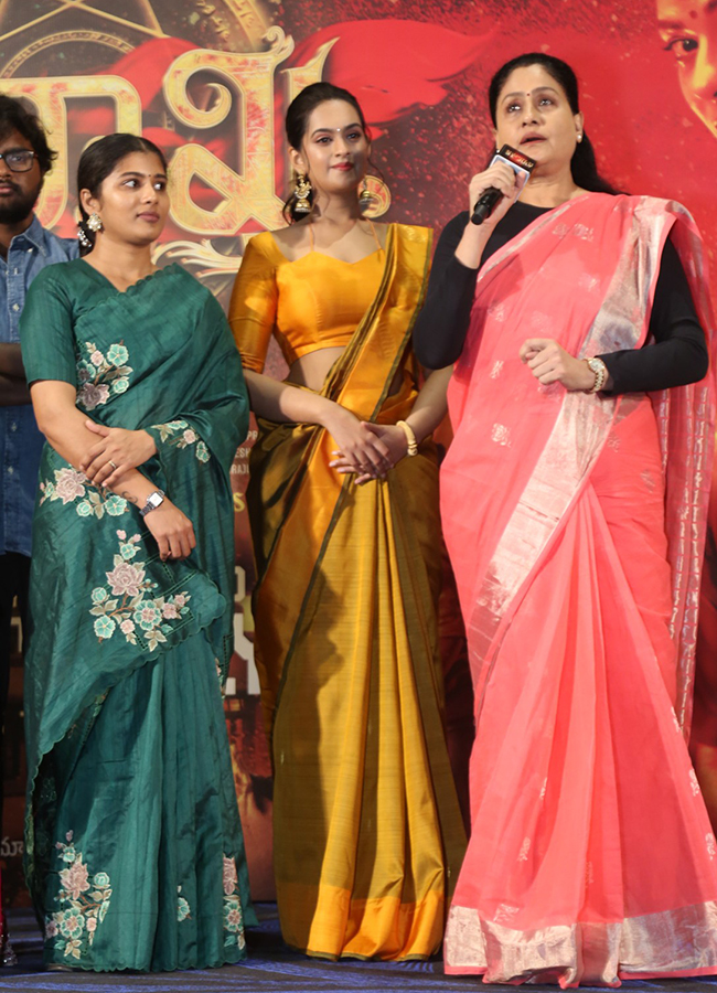 Abhinaya_20Krishna_20Karmakhya_20Trailer_20Launch_20Event_20HD_20Photos__20_2811_29.jpg 11