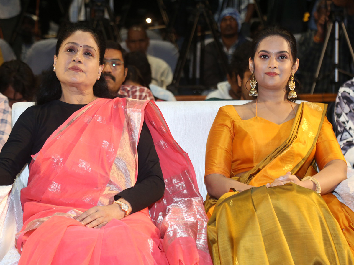 Abhinaya_20Krishna_20Karmakhya_20Trailer_20Launch_20Event_20HD_20Photos__20_2813_29.jpg 13