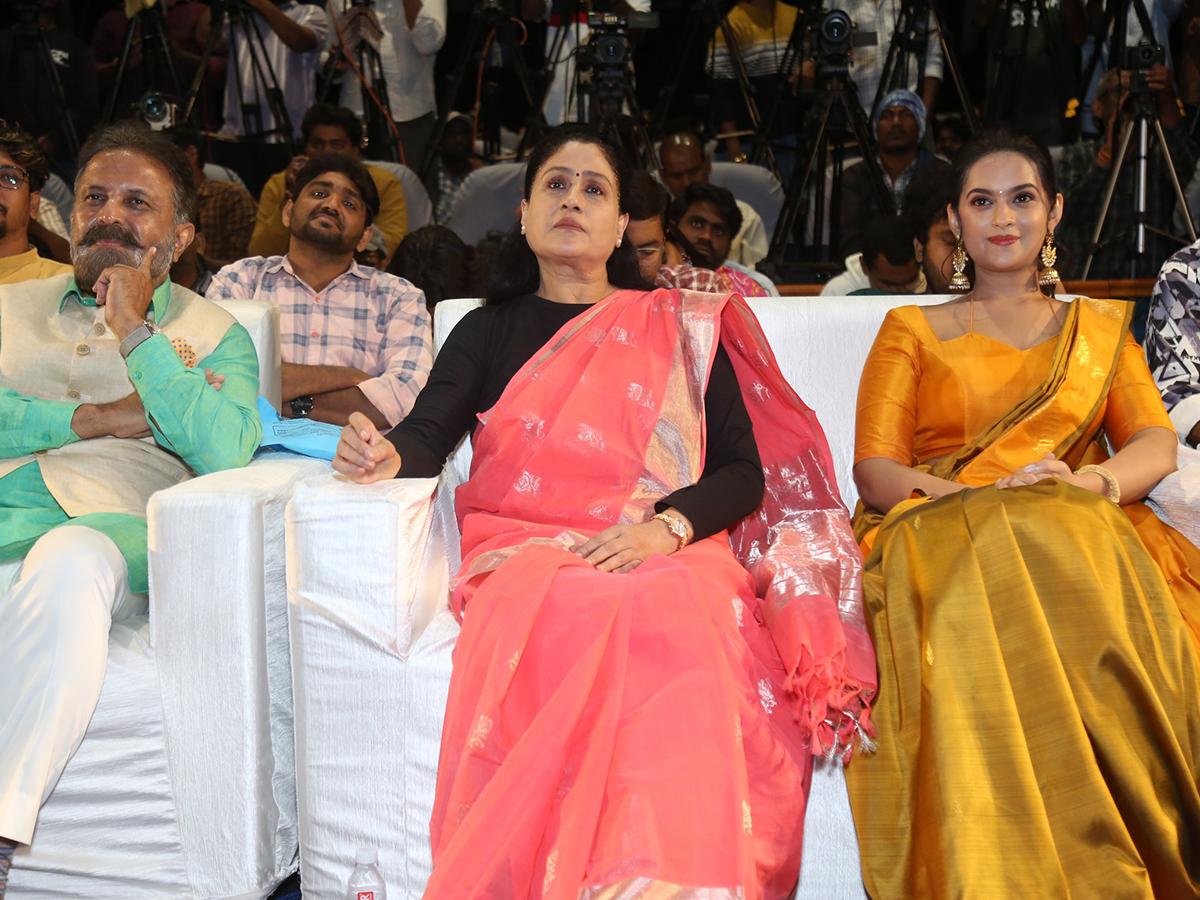 Abhinaya_20Krishna_20Karmakhya_20Trailer_20Launch_20Event_20HD_20Photos__20_2815_29.jpg 15