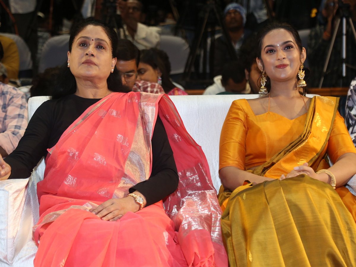 Abhinaya_20Krishna_20Karmakhya_20Trailer_20Launch_20Event_20HD_20Photos__20_2818_29.jpg 18