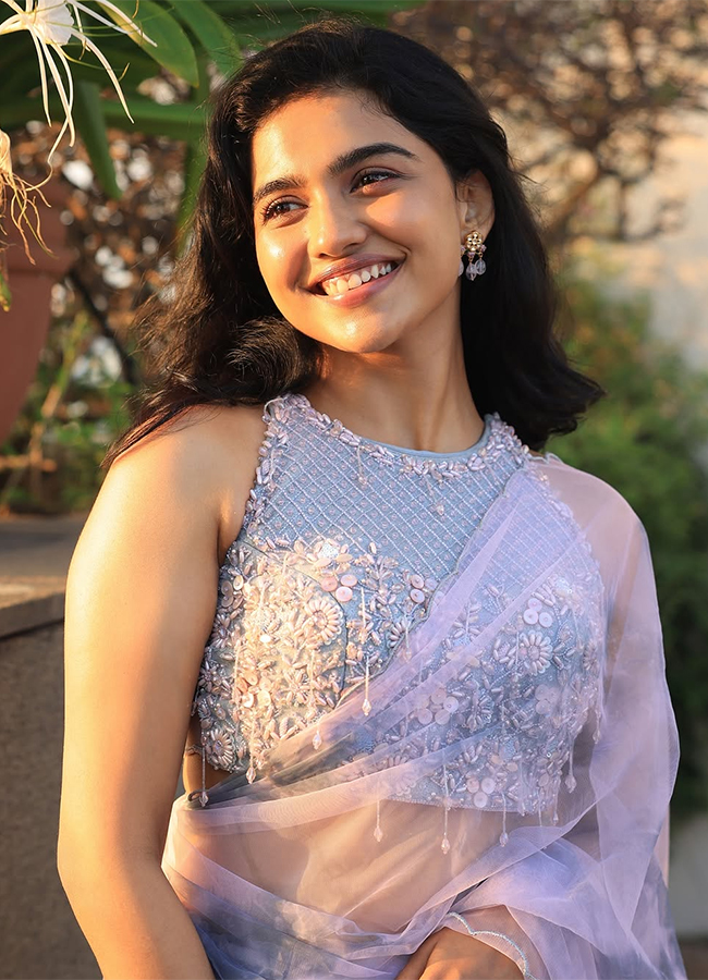Actress_20Mamitha_20Baiju_20in_20Jana_20Nayagan_20Viral_20Photos__20_289_29.jpg 9