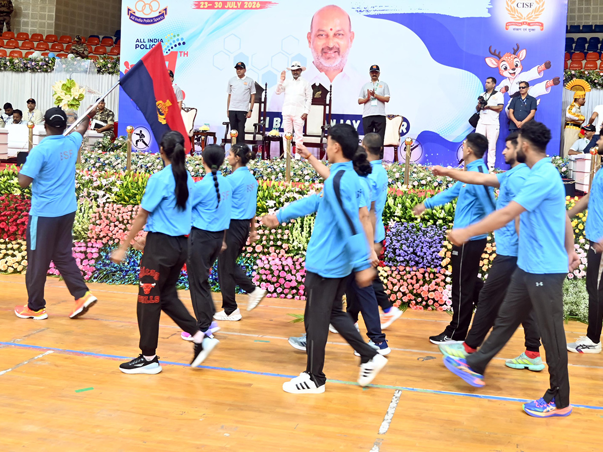 Bandi_20Sanjay_20Kumar_20inaugurated_20the_2011th_20All_20India_20Police_20Judo_20Cluster_20Championship__20_2818_29.jpg 18